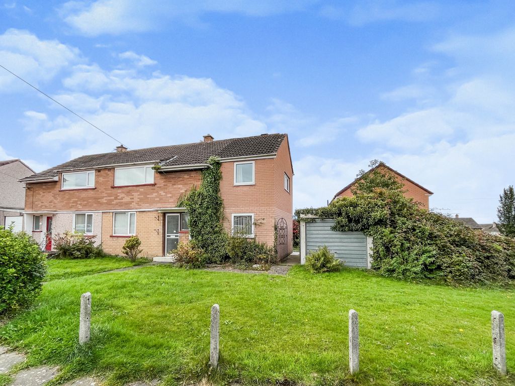 3 bed semidetached house for sale in Highfield Avenue, Morton Park