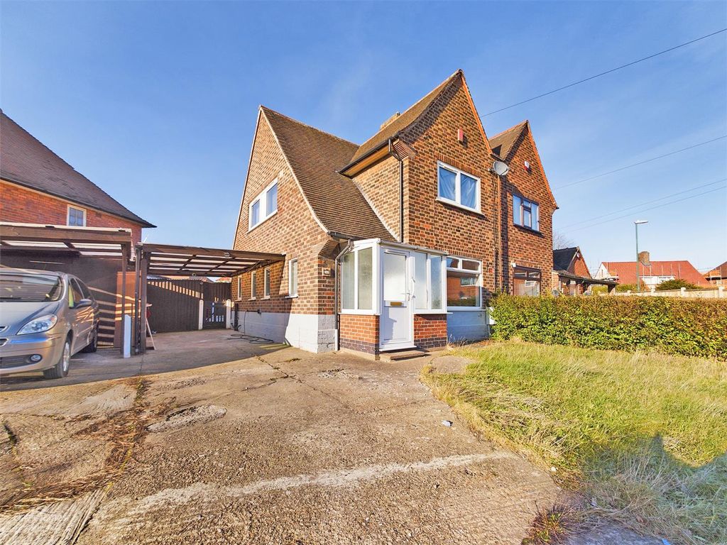 3 bed semidetached house for sale in Hereford Road, Nottingham NG3 Zoopla