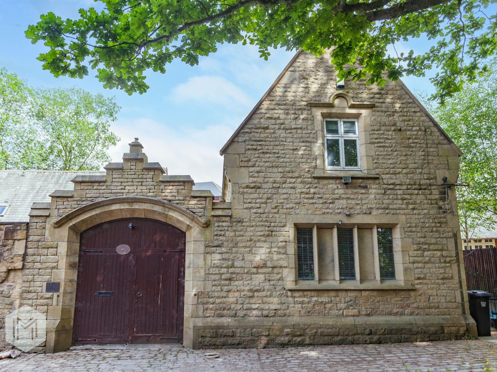 5 bed cottage to rent in Heaton Grange, Bolton, Greater Manchester BL1, £1,800 pcm Zoopla