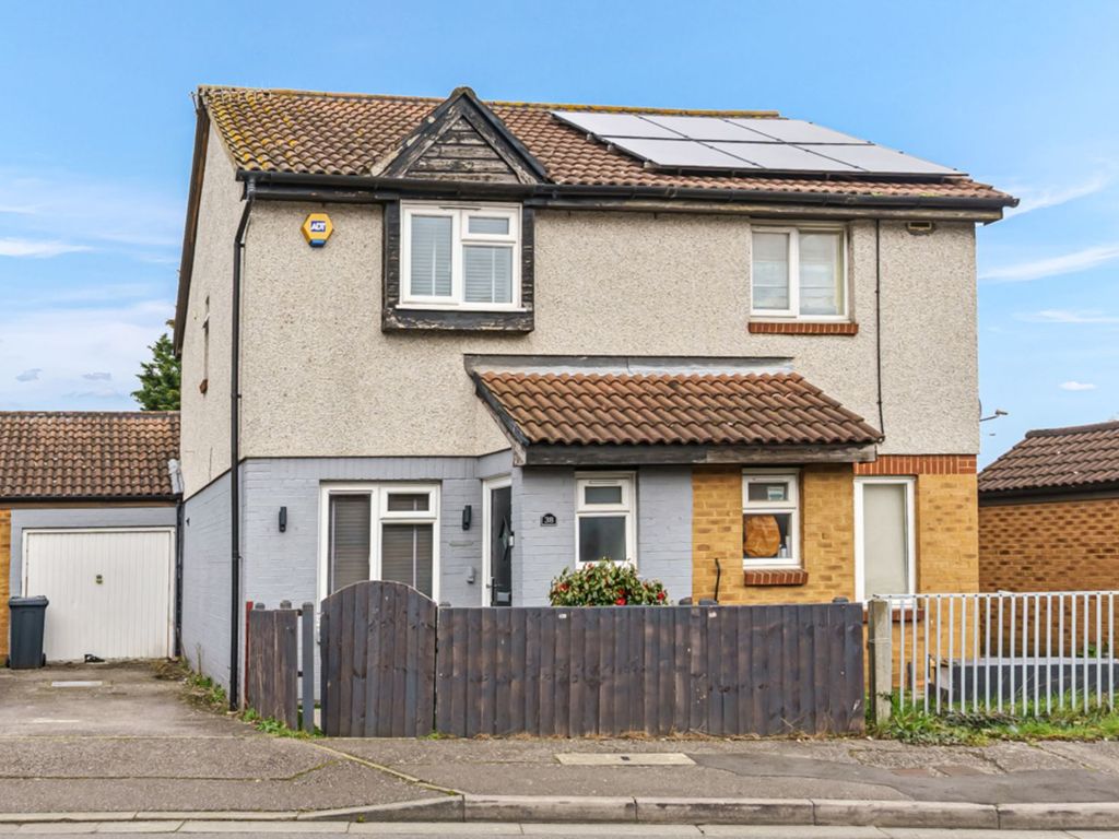 2 bed semidetached house for sale in Abbey Close, Hayes UB3, £455,000