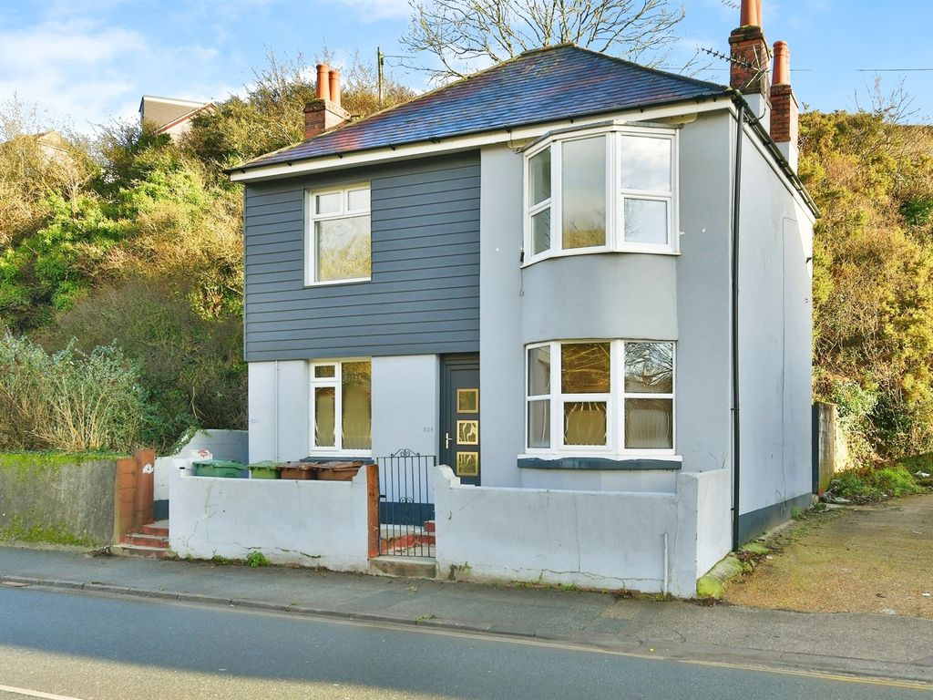 4 bed detached house for sale in Wolseley Road, Plymouth PL5, £220,000 Zoopla
