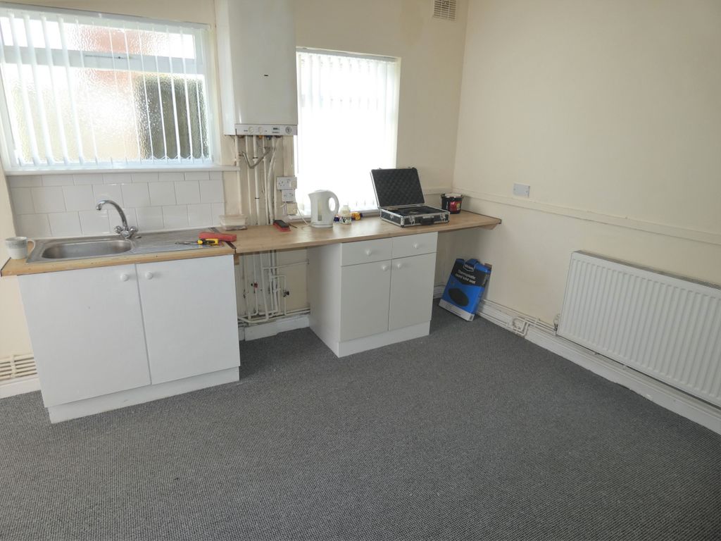 Studio to rent in Turner Street, Northwood, StokeOnTrent ST1, £495