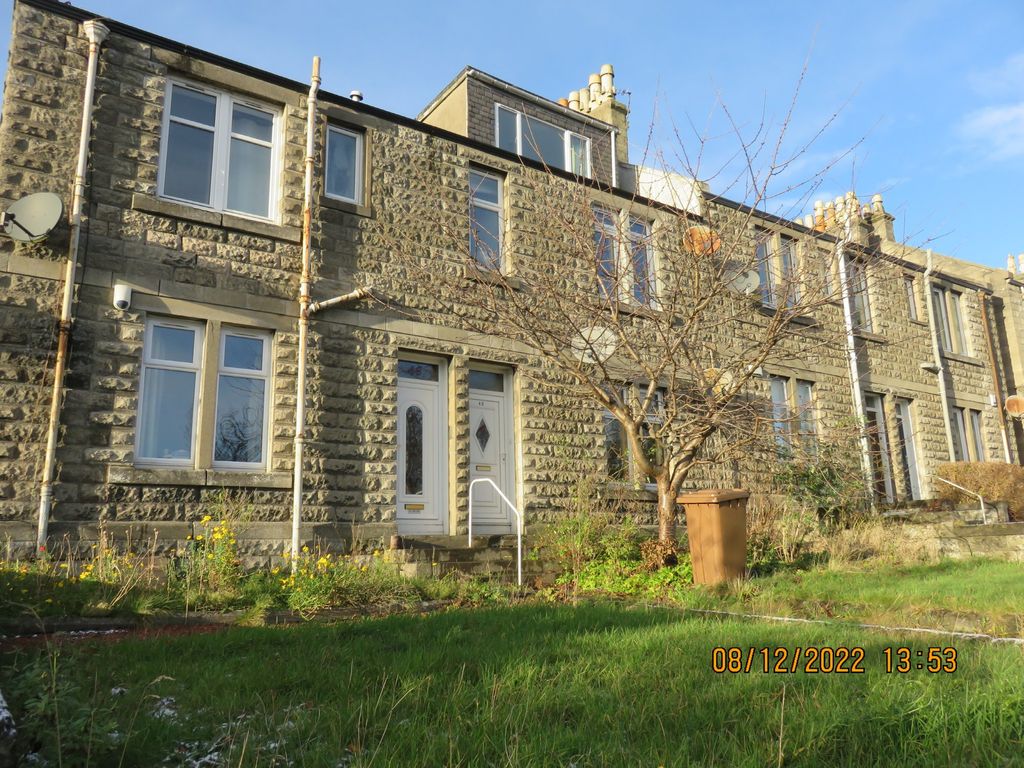2 bed to rent in Forth Avenue, Kirkcaldy KY2, £720 pcm Zoopla