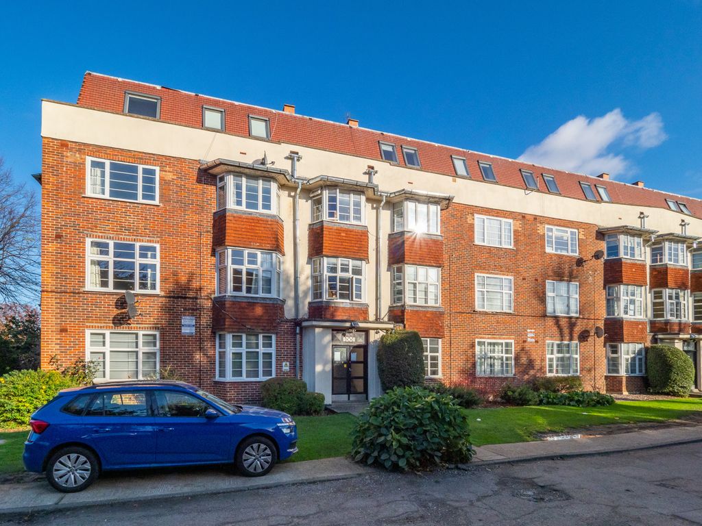 2 bed flat to rent in London Road, Cheam, Sutton SM3 Zoopla