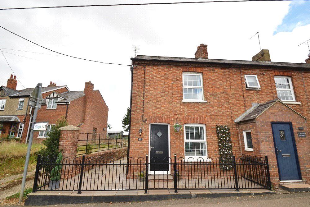 2 bed end terrace house for sale in Main Street, Mursley, Milton Keynes