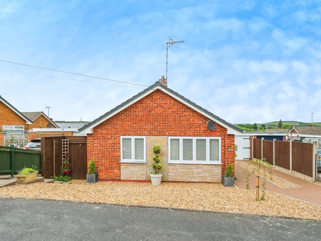 3 bed detached bungalow for sale in England Crescent, Heanor DE75, £260,000 Zoopla