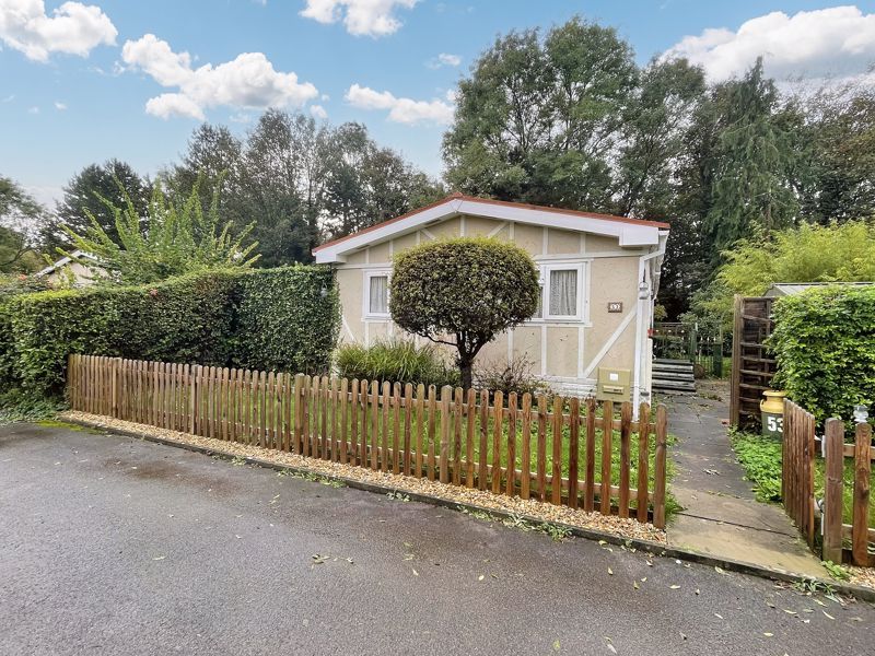 2 bed detached bungalow for sale in Westhorpe Park, Westhorpe, Marlow SL7, £265,000 Zoopla