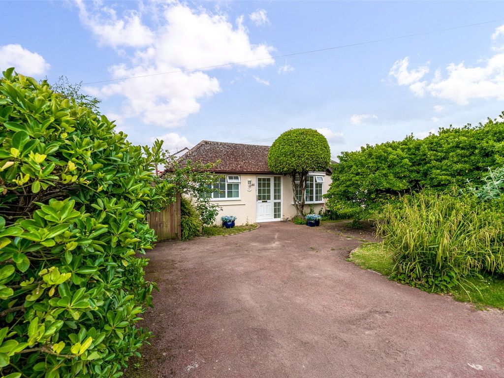2 bed bungalow for sale in Ocean Drive, Ferring, Worthing BN12, £