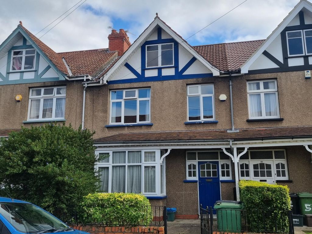 2 bed terraced house to rent in Calcott Road, Knowle, Bristol BS4, £