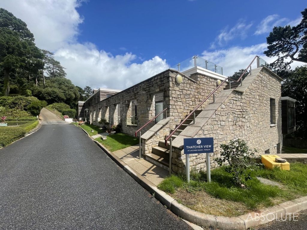 2 bed flat for sale in Middle Road, Torquay TQ1, £235,000 Zoopla