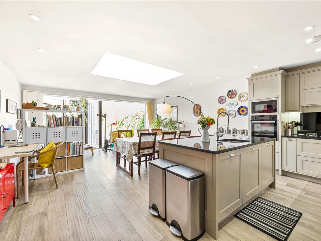 4 bed terraced house for sale in Grasmere Avenue, Merton Park SW19, £1,100,000 Zoopla