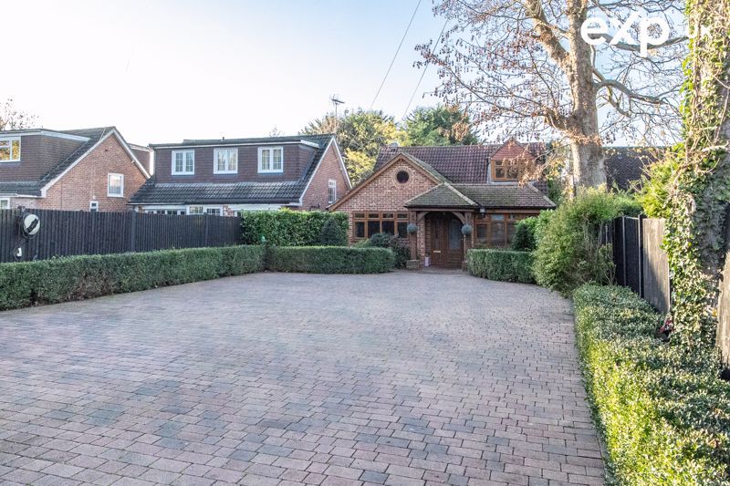 4 bed detached house for sale in Hever Avenue, West Kingsdown