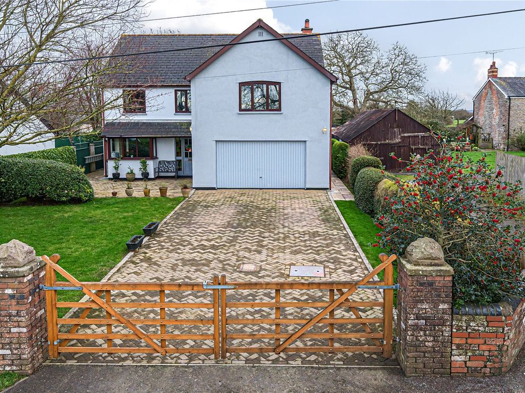 4 bed detached house for sale in Green Street, Redwick, Monmouthshire