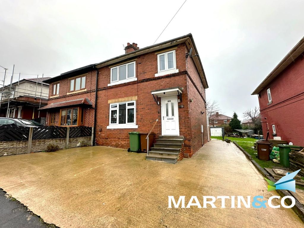 3 bed semidetached house for sale in Park Avenue, Outwood, Wakefield