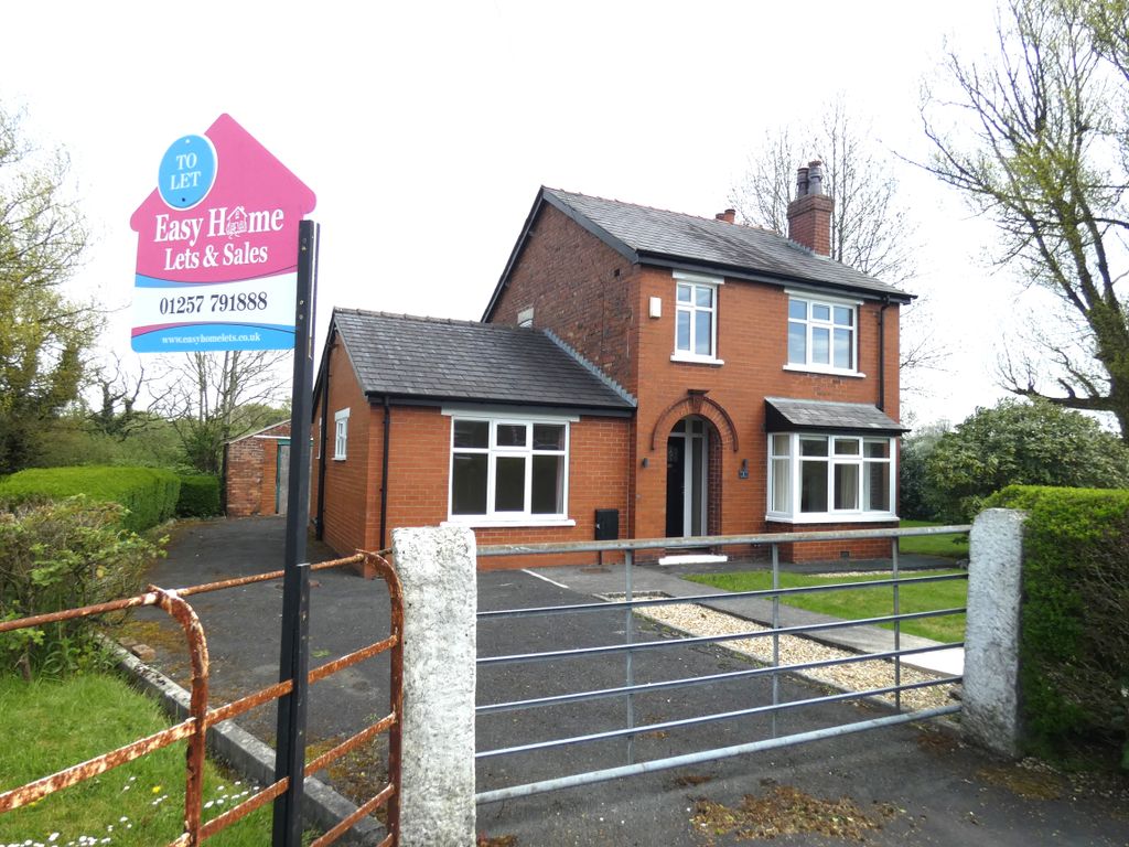 4 bed detached house to rent in Jolly Tar Lane, Coppull, Chorley PR7