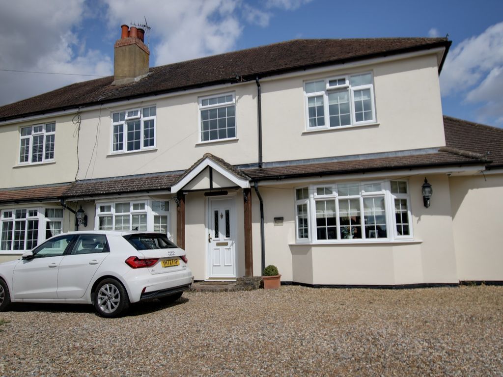 3 bed semidetached house to rent in Main Road, Longfield Hill