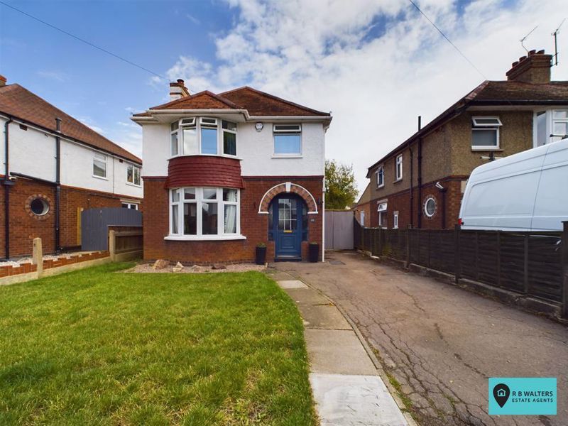 3 bed detached house for sale in Kendal Road, Longlevens, Gloucester