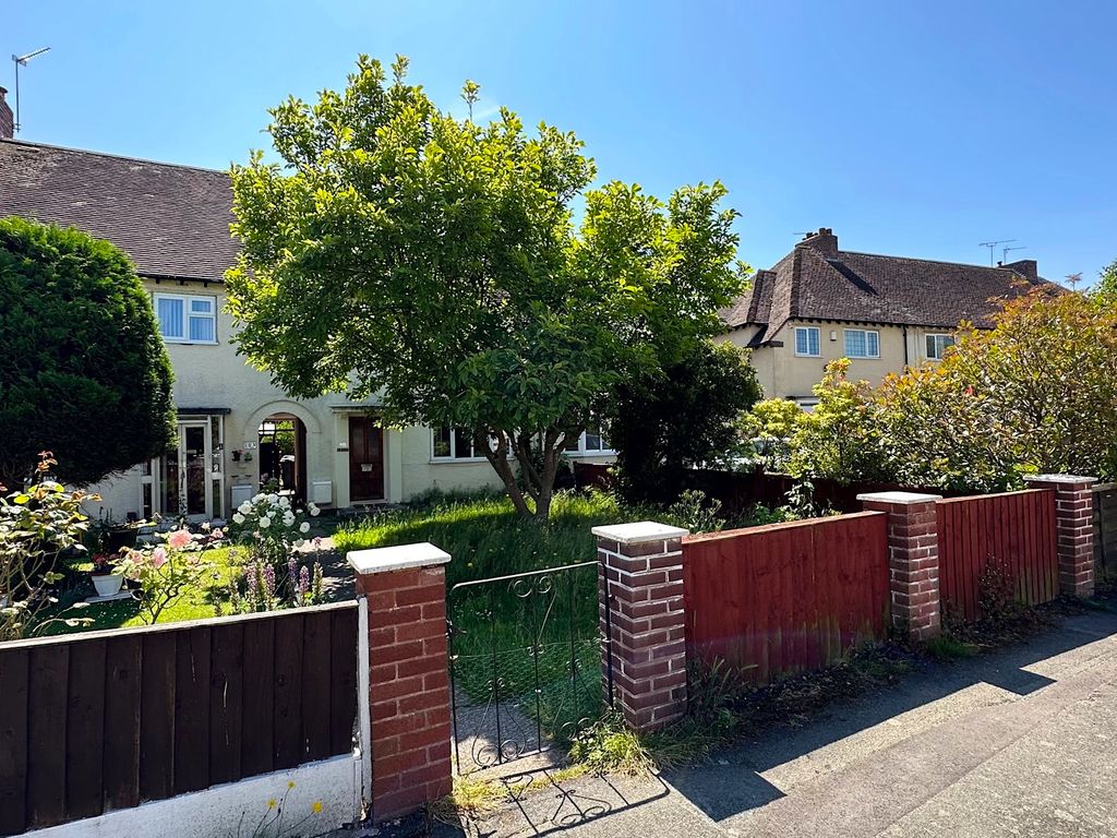 3 bed terraced house for sale in Victoria Road, Bradmore, Wolverhampton