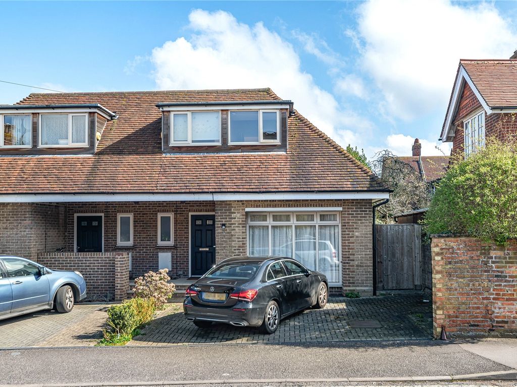 3 bed end terrace house for sale in Lime Walk, Headington, Oxford OX3