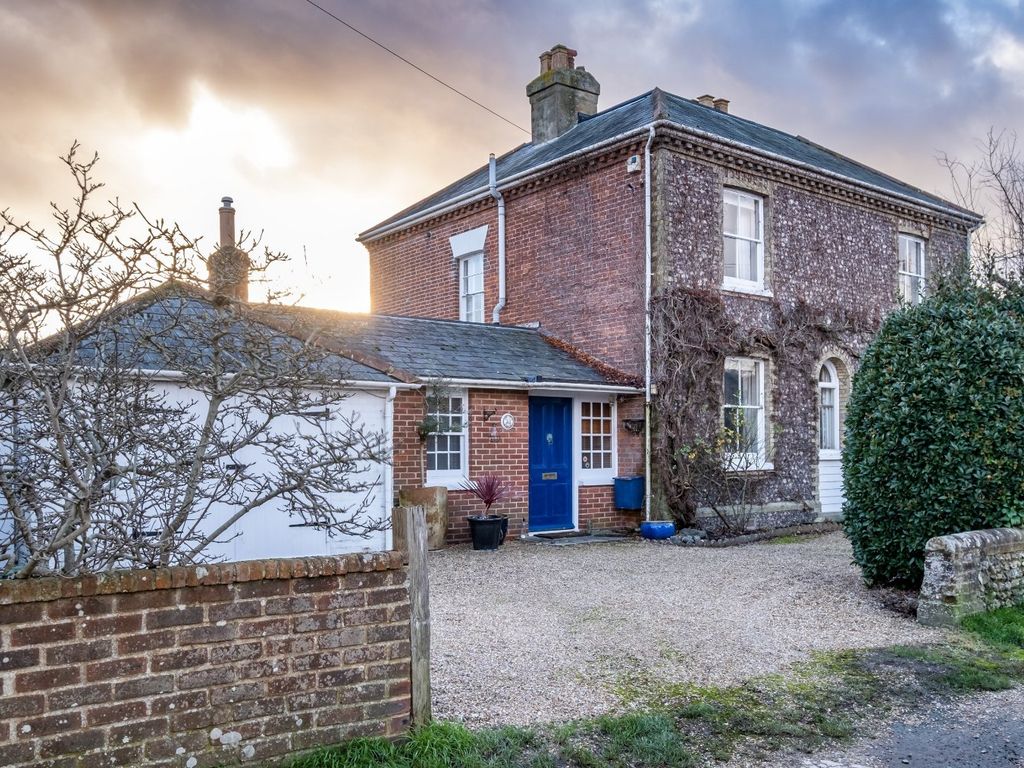 4 bed detached house for sale in Prinsted Lane, Prinsted, Emsworth