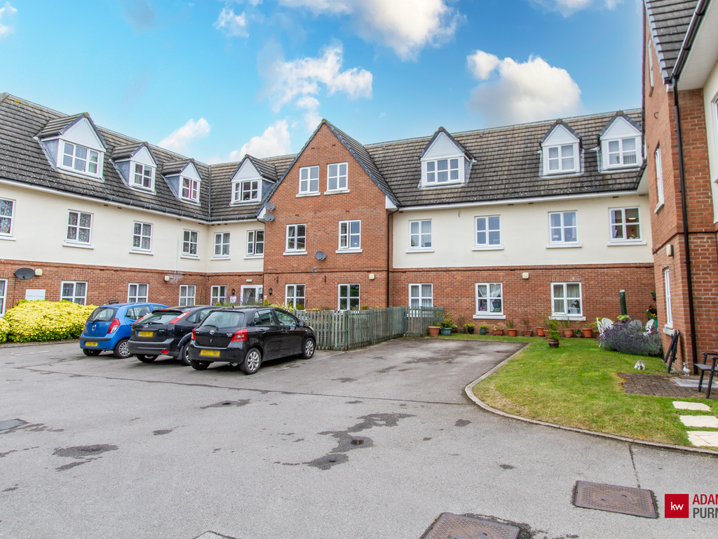 2 bed flat for sale in Saffron Court, High Street, Barwell