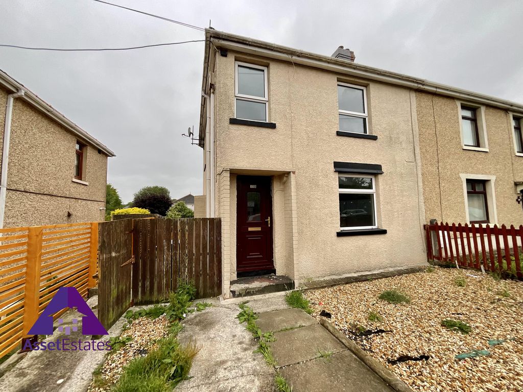 3 bed semidetached house for sale in Badminton Grove, Ebbw Vale NP23
