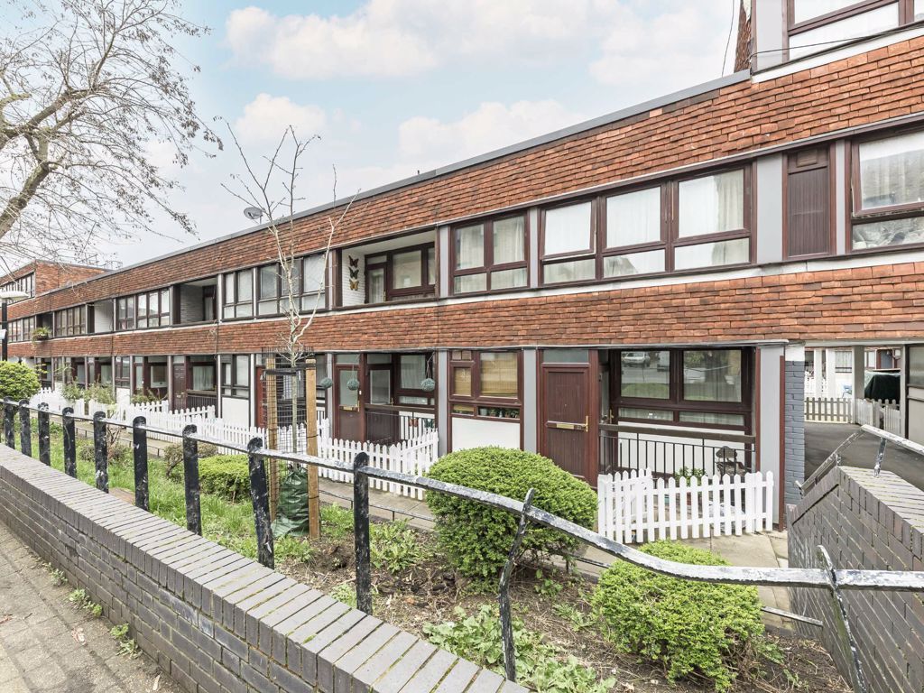 3 bed property for sale in Carlton Grove, London SE15 Zoopla