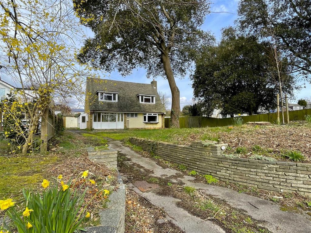 3 bed detached house for sale in Down End, Fareham, Hampshire PO16, £