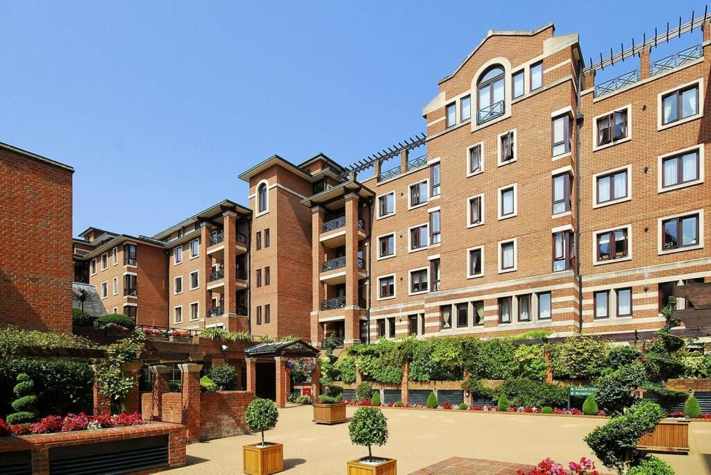 2 bed flat for sale in Chasewood Park, Sudbury Hill, Harrow HA1, £