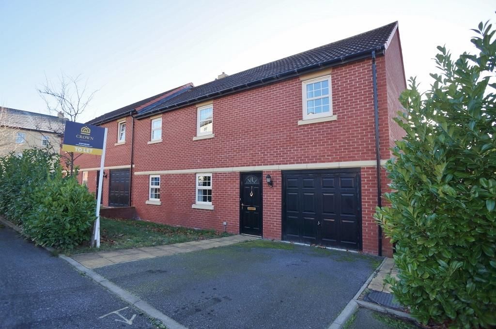 3 bed semidetached house to rent in Turnberry Avenue, Ackworth