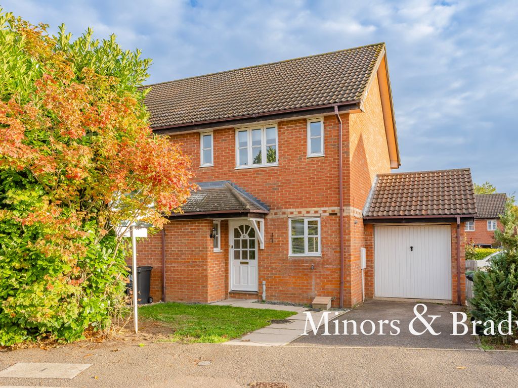 3 bed semidetached house for sale in Brunswick Close, Dereham NR19 Zoopla