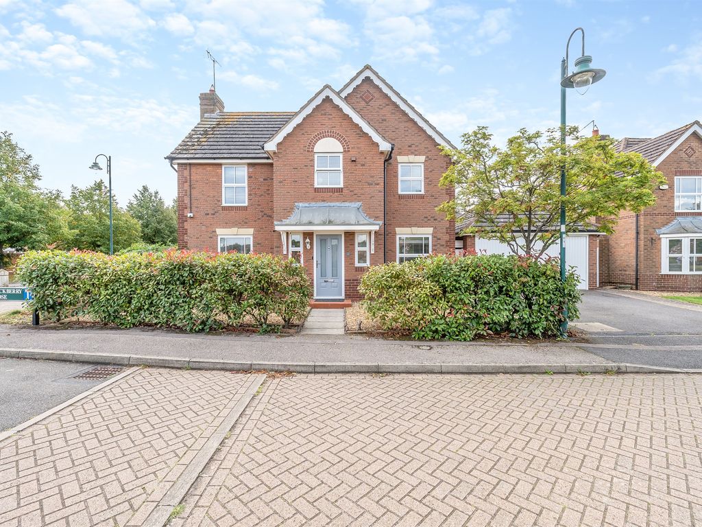 4 bed detached house for sale in Brickberry Close, Hampton Hargate