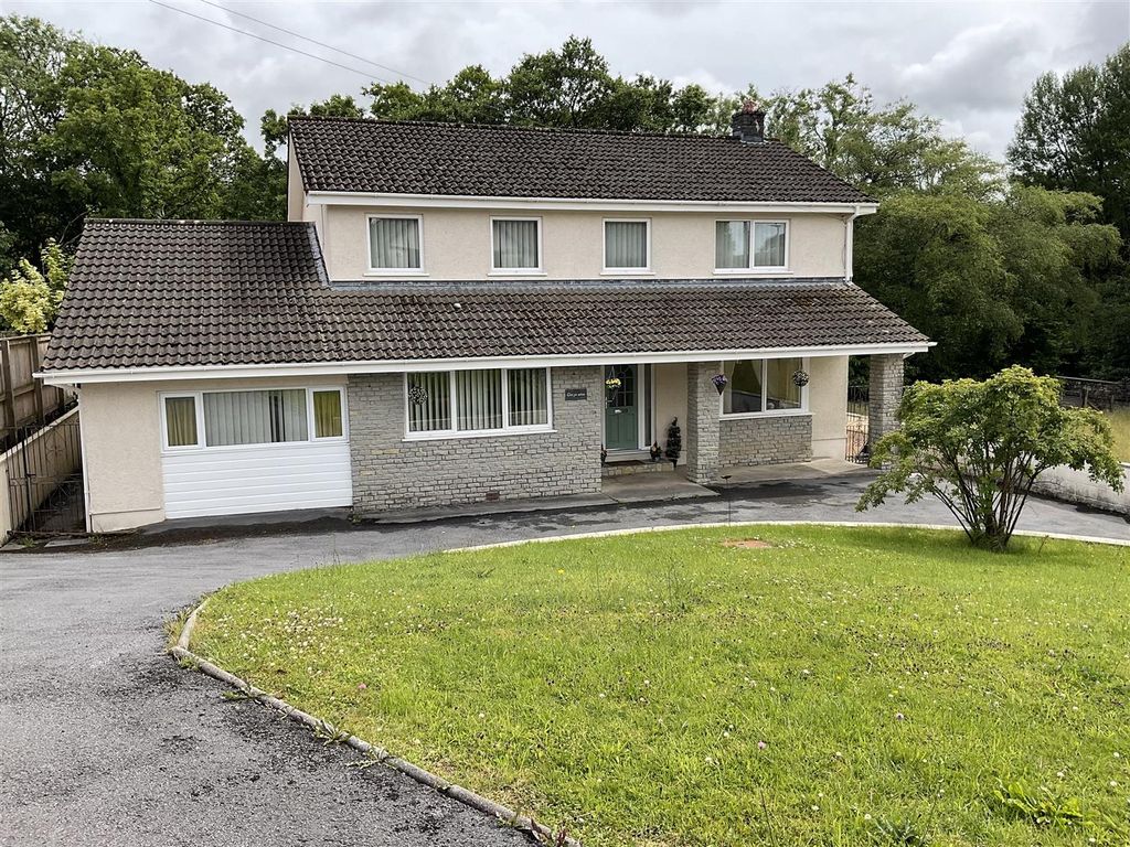 6 bed detached house for sale in Wernoleu Road, Ammanford SA18 Zoopla