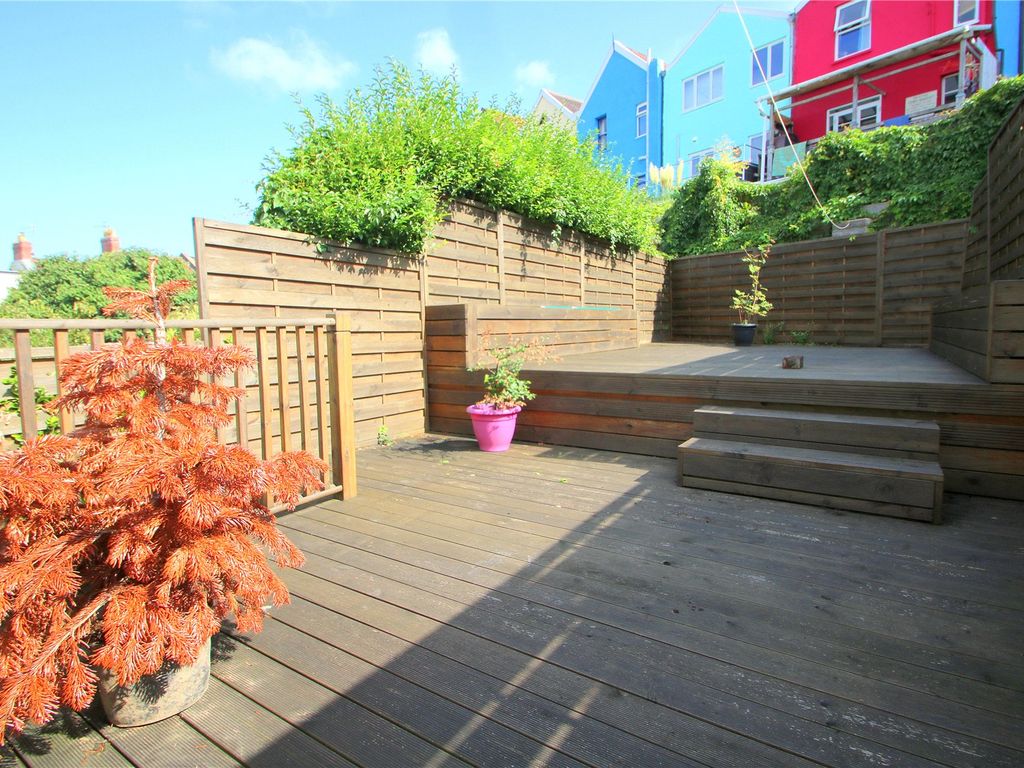 2 bed terraced house to rent in Park Street, Totterdown, Bristol BS4