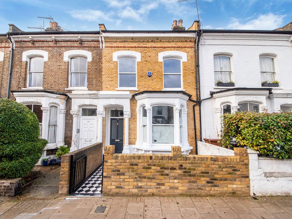Dynevor Road, London N16