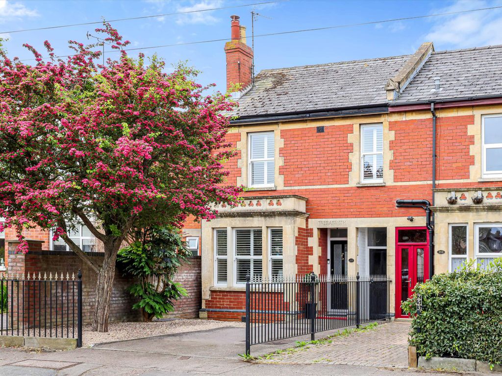 4 bed terraced house for sale in Old Bath Road, Cheltenham