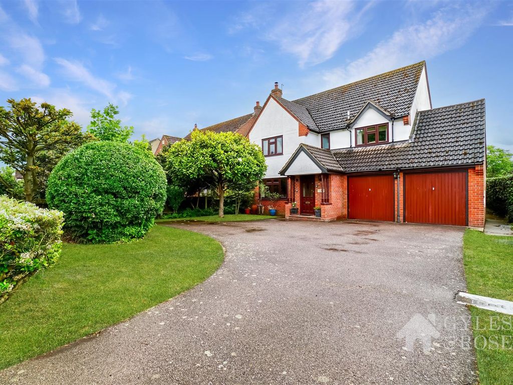 4 bed detached house for sale in Bromley Road, Frating, Colchester CO7
