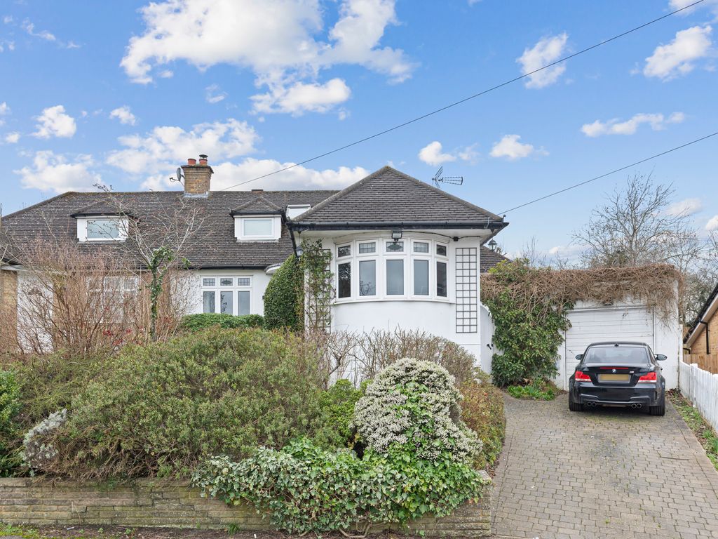 4 bed semidetached bungalow for sale in Kimble Crescent, Bushey WD23