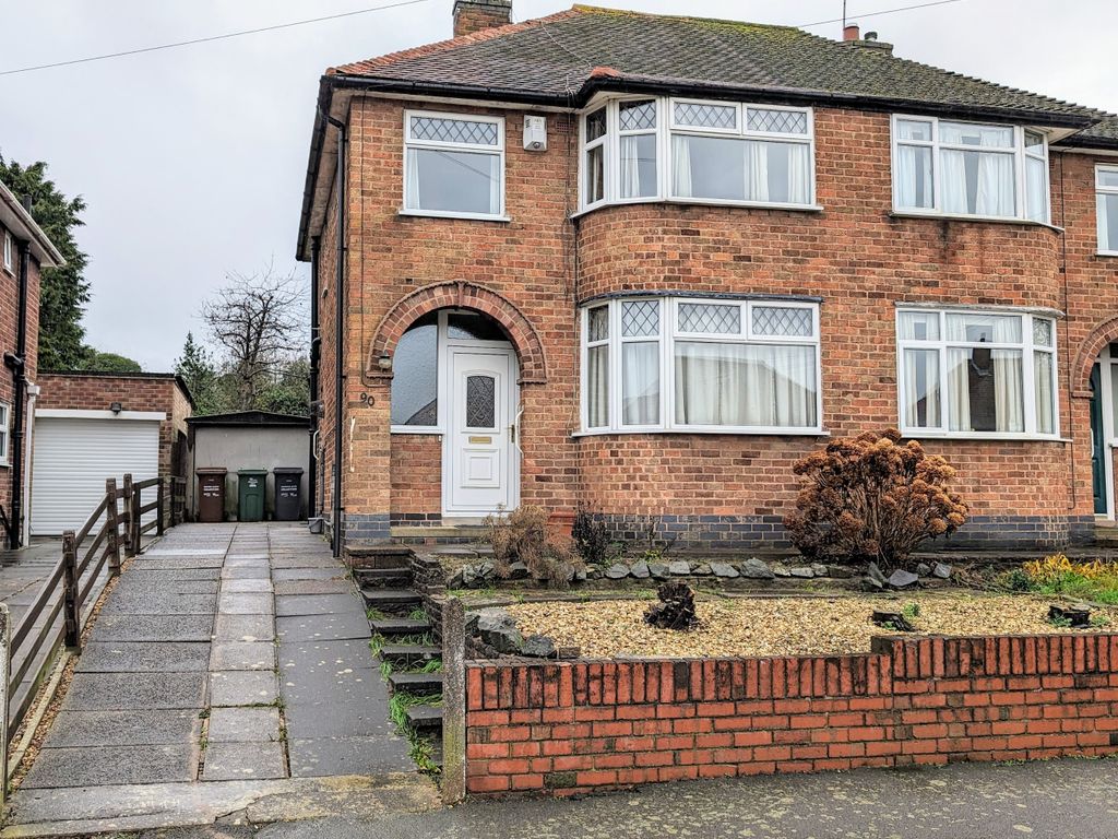 3 bed semidetached house for sale in Fielding Road, Birstall LE4, £