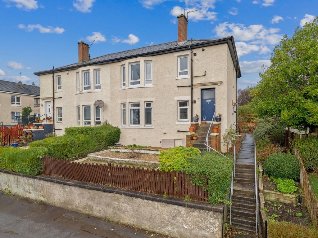 2 bed flat for sale in Morningside Street, Carntyne, Lanarkshire G33, £