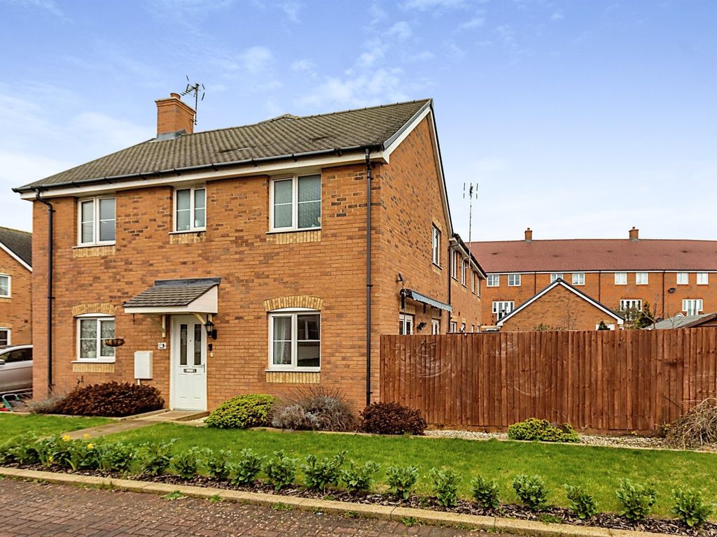 3 bed end terrace house for sale in Alma Street, Aylesbury HP18 Zoopla
