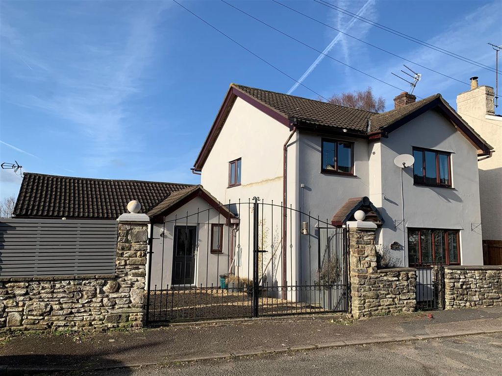 3 bed detached house for sale in Parragate Road, Cinderford GL14 Zoopla