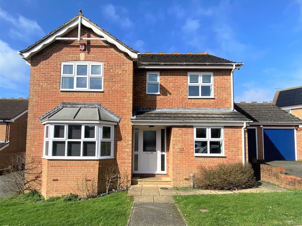 4 bed detached house for sale in Ifield Mill Close, Eastbourne BN24
