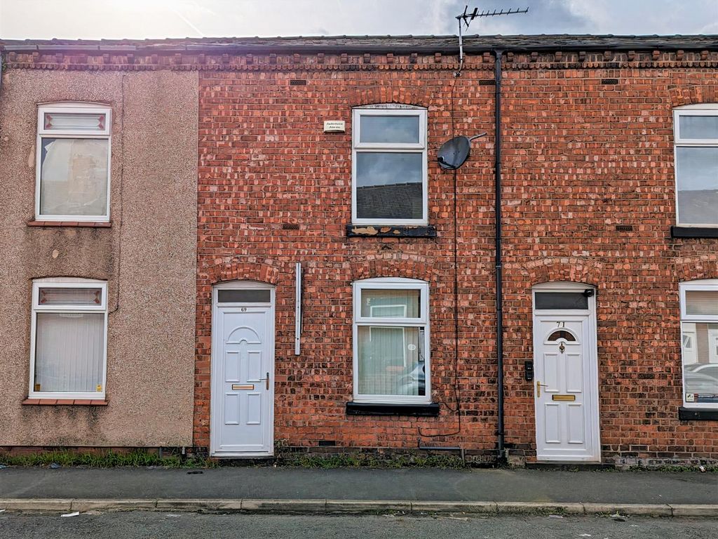 2 bed terraced house for sale in Oxford Street, Leigh WN7 Zoopla