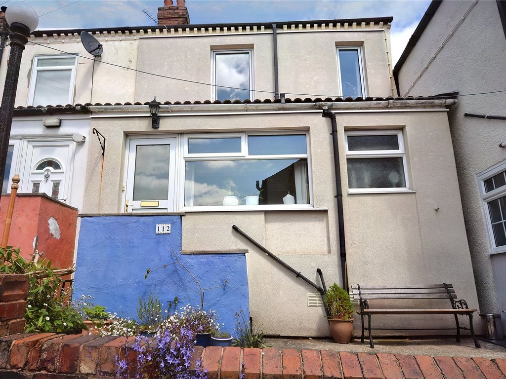 2 bed terraced house for sale in Cliff Road, Crigglestone, Wakefield