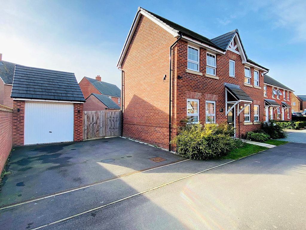 3 bed detached house for sale in Beauly Place, Lubbesthorpe LE19, £