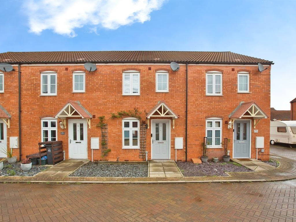 2 bed terraced house for sale in Compton Close, Glastonbury BA6, £