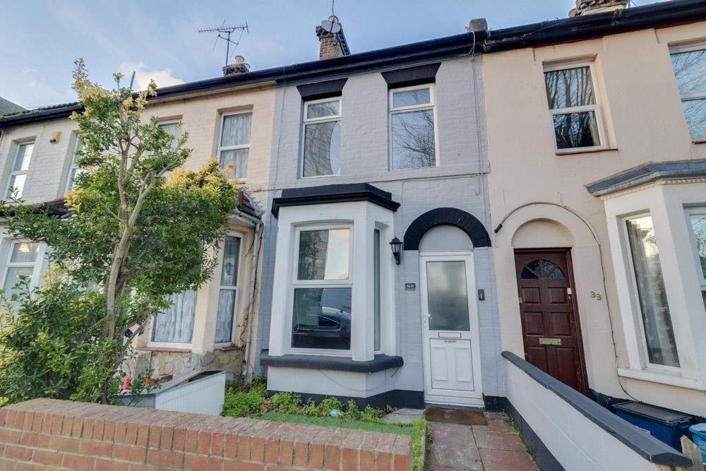 2 bed terraced house for sale in Coleman Street, SouthendOnSea SS2