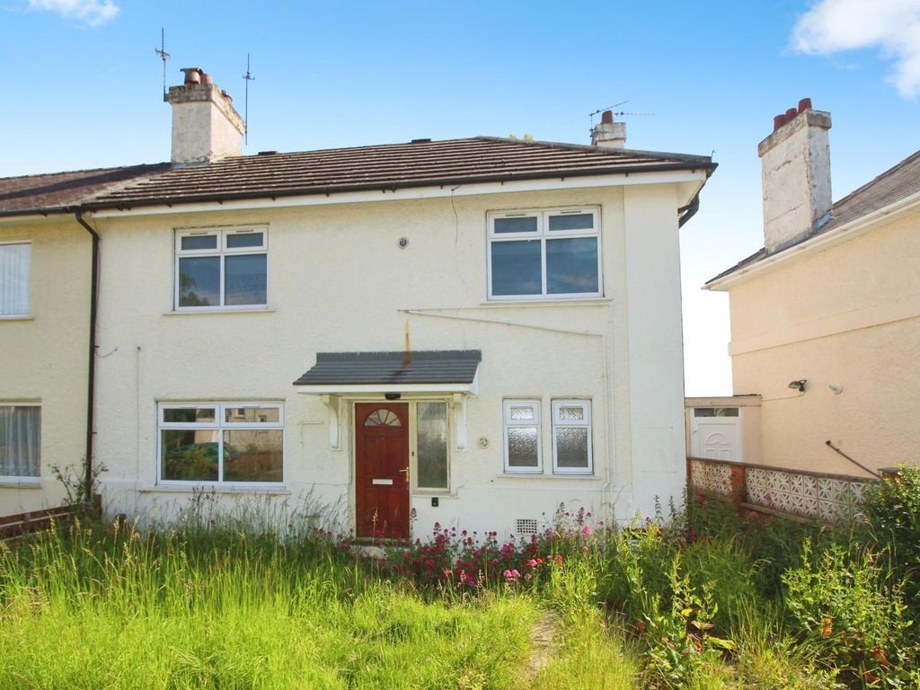 3 bed semidetached house for sale in Wolley Avenue, New Farnley, Leeds