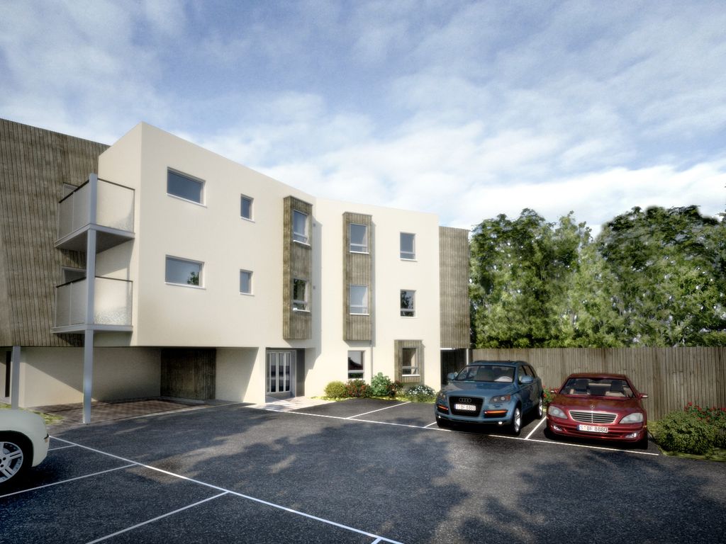 2 bed flat to rent in Pavilion Drive, LeighOnSea SS9 Zoopla